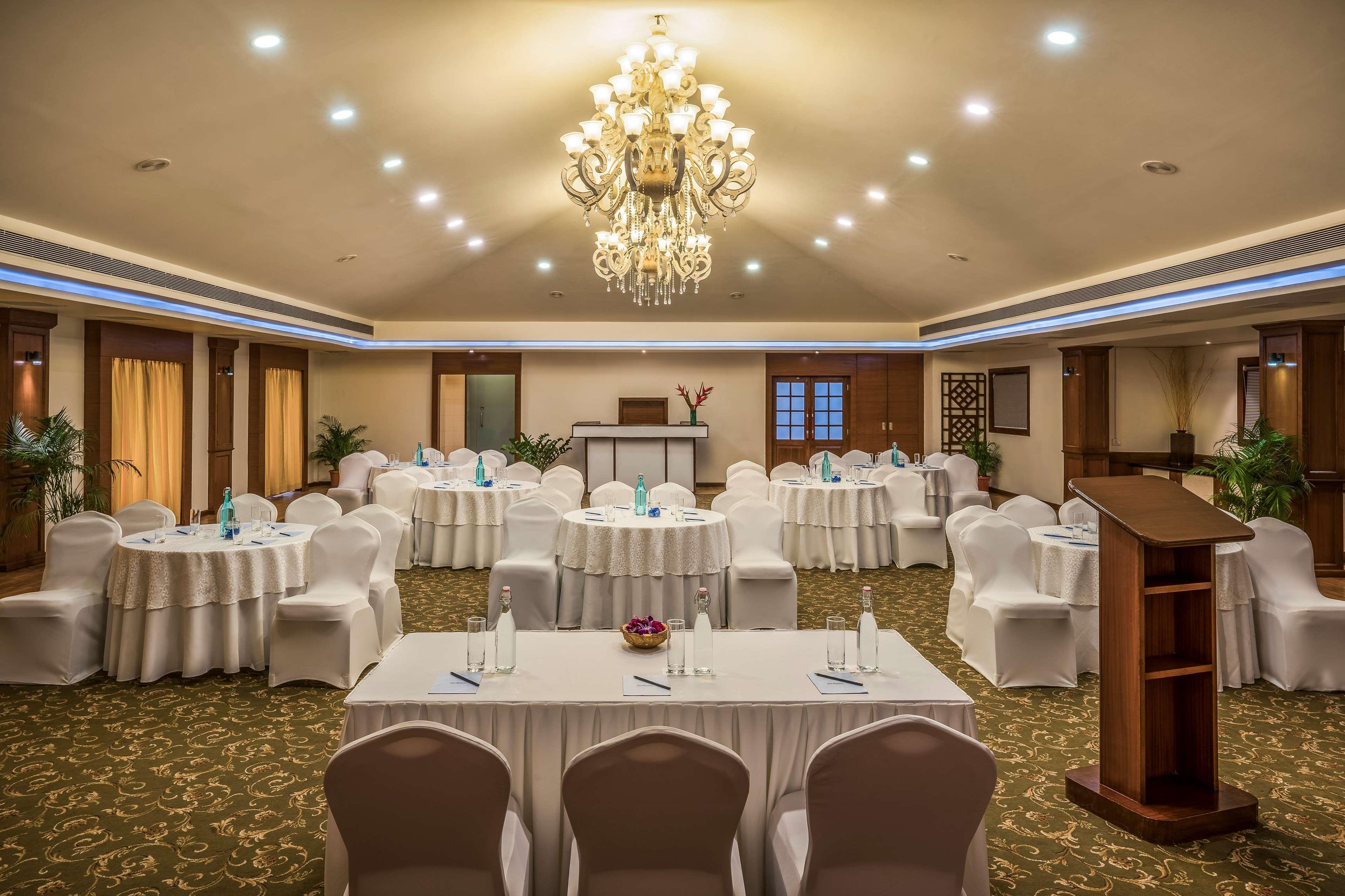 Radisson Goa Кандолим Екстериор снимка