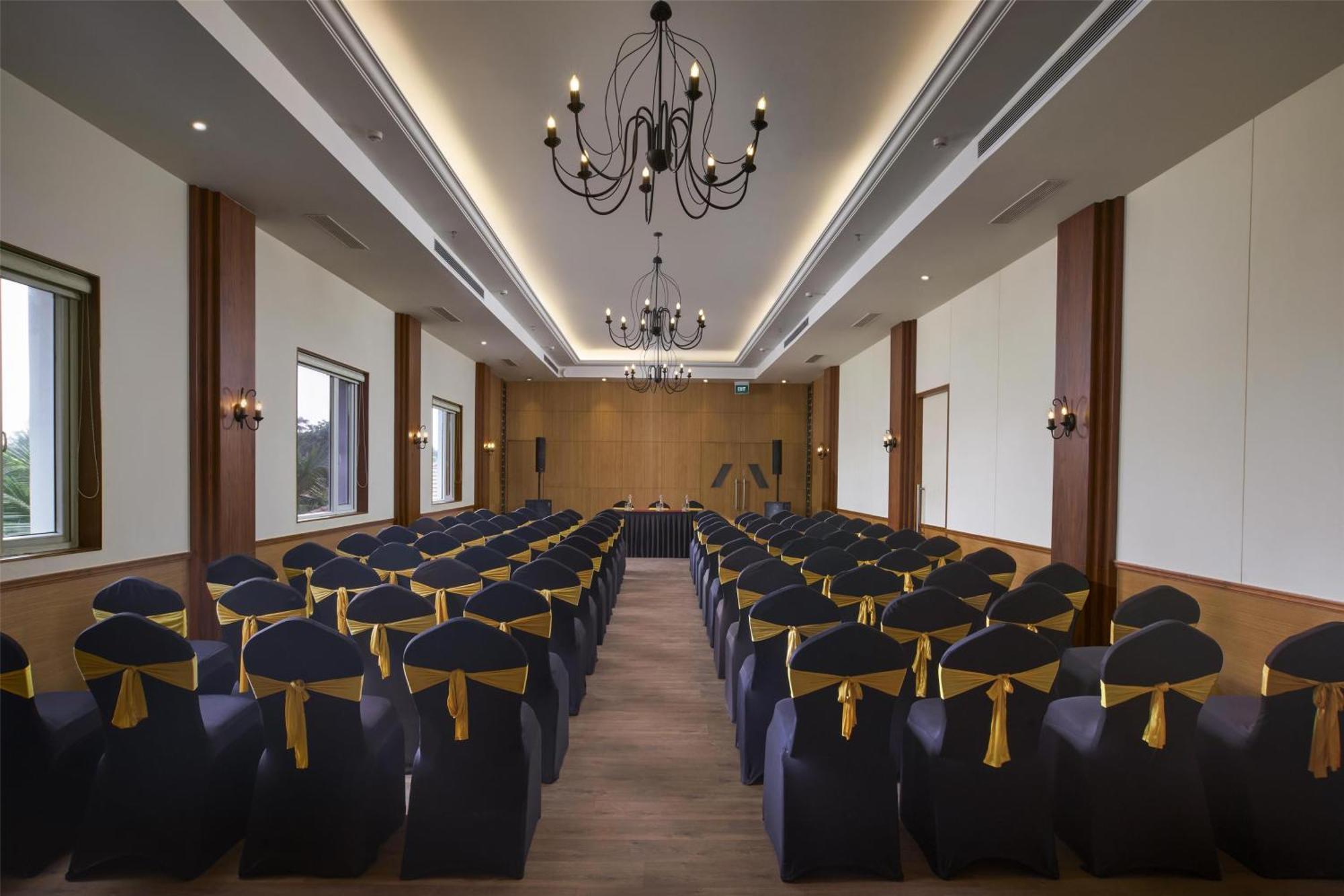 Radisson Goa Кандолим Екстериор снимка